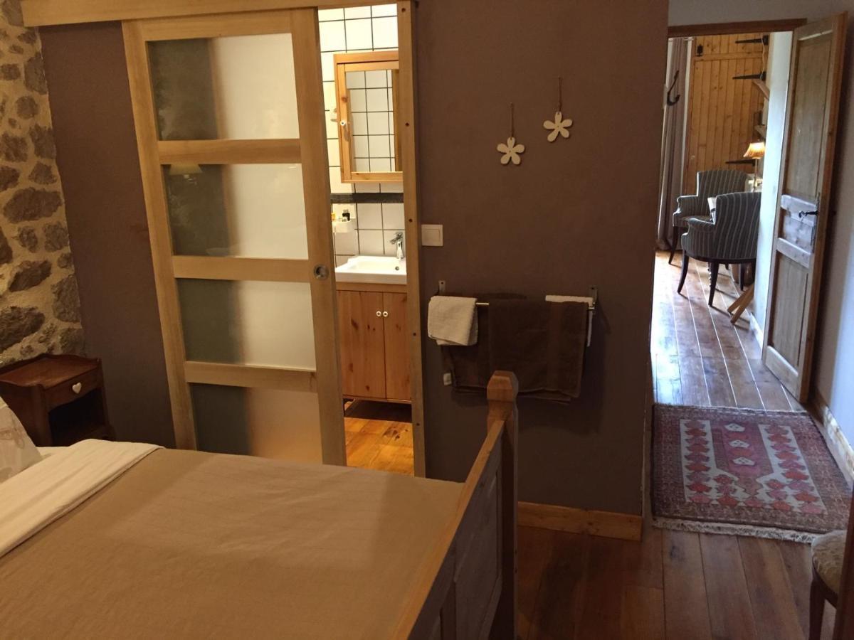 Chambre D'Hotes Les 3 Cochons D'Olt Arcambal Exterior foto